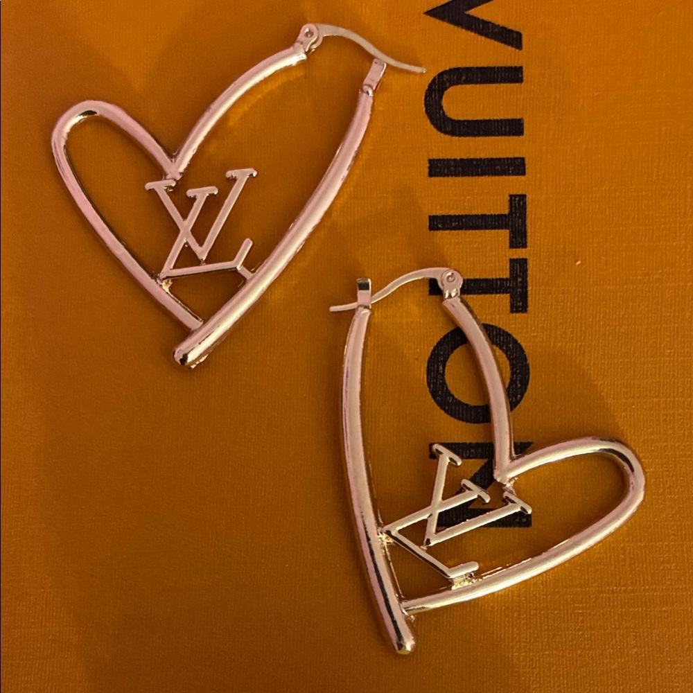 Gold LV Heart Hoop Earrings - Picture 3 of 3